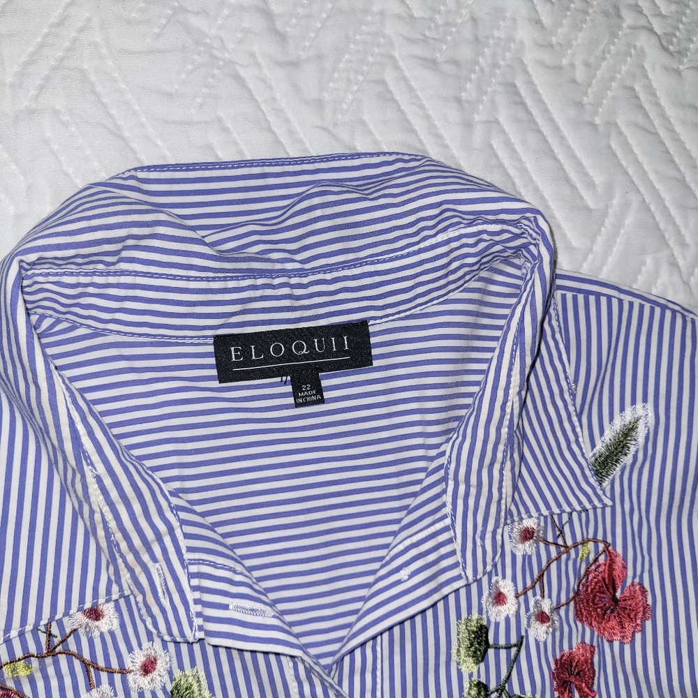 Eloquii Blue Striped Shirt with Floral Embroidery Size22 Used Excelent Condition - Picture 5 of 11